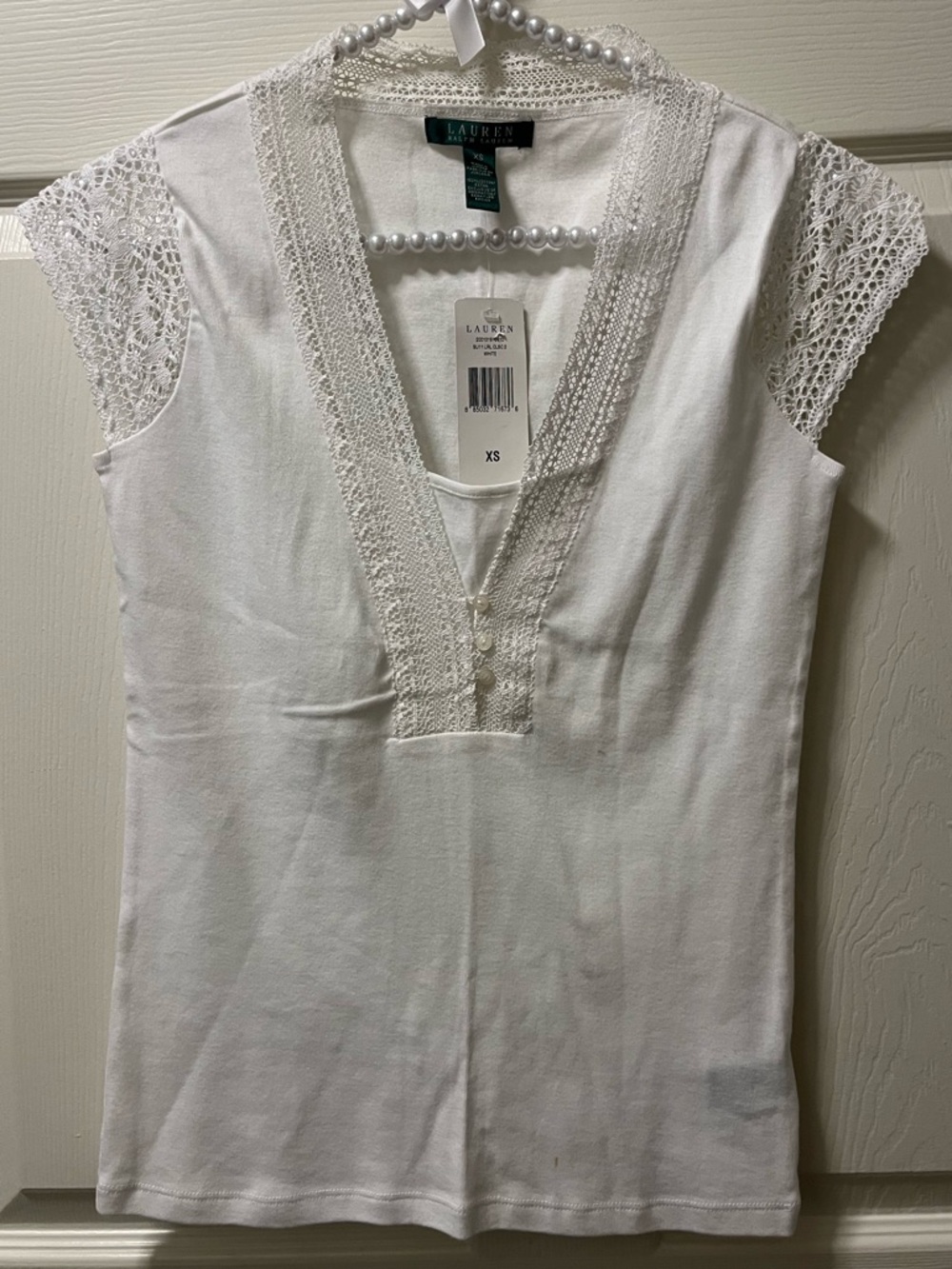 Lauren Ralph Lauren White Cotton  Lace-Trim V-Neck Cap Sleeve Top. Size XS NWT